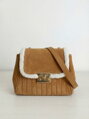 Dámská crossbody camel kabelka