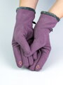 Dámské fialové rukavice s mašličkou a kožíškem