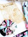 Scrunchie VSB barevná gumička se vzorem