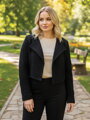 Černý krátký dámský kabát