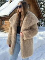 Dámský béžový dlouhý zimní kožich H1