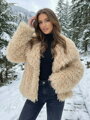 Dámský béžový kožich z mongolské ovce M1