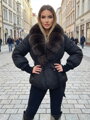 Dámska zimná bunda s pravou kožušinou v čiernej farbe