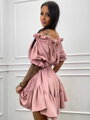 Stylové šaty s páskem v pudrově-růžové barvě