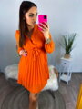 Dámské oranžové šaty s plisovanou sukní