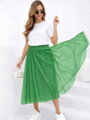 Tylová dámská midi sukně v zelené barvě