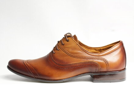 Hnědé elegantní boty - kožené model 126