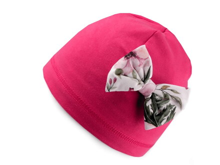 Dívčí čepice s mašličkou v růžové barvě