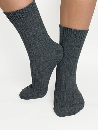 Dámské bavlněné ponožky v tmavě šedé barvě Dámské bavlněné ponožky v tmavě šedé barvě