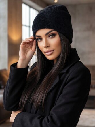 Dámská alpaková čepice v černé barvě