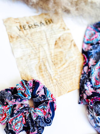 Scrunchie VSB barevná gumička do vlasů se vzorem mandaly 