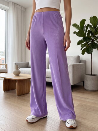 Trendové vroubkované kalhoty v lila fialové barvě