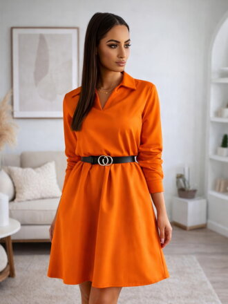 Dámské šaty v oranžové barvě s páskem
