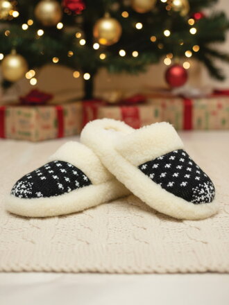 Úžasné papuče z ovčí vlny model 63 vločka černá