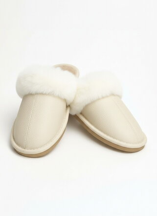 Dámské kožené papuče krémové model 113 s kožešinou