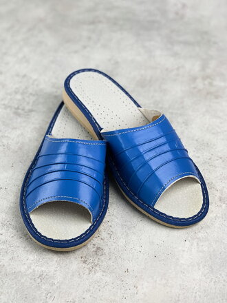 Dámské otevřené papuče bledě modré model 78
