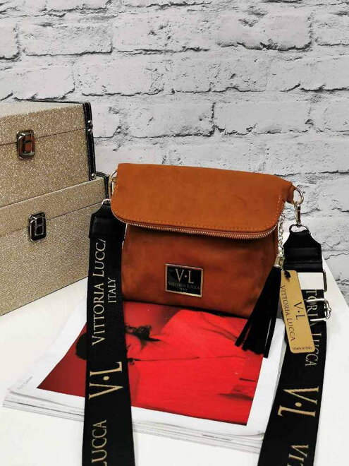 Kabelka v hnědé barvě crossbody 01-3