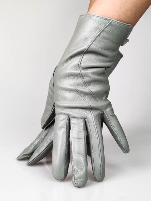 Dámské kožené rukavice v šedé barvě
