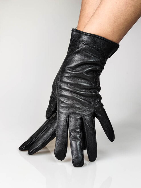 Dámské kožené rukavice v černé barvě