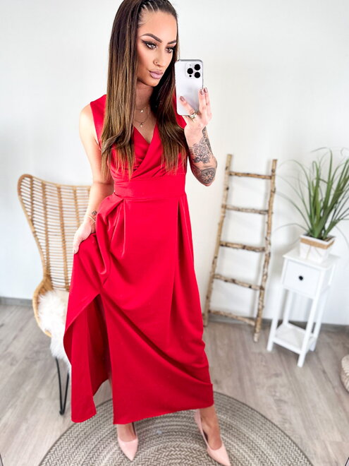 Dámské dlouhé spoločenské šaty v červené barvě 