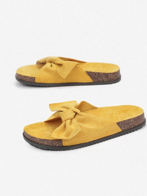 Žluté dámské pantofle s mašlí na léto 2033X-49