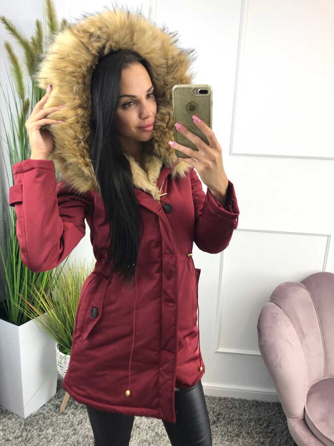 Dámská zimní parka s kožešinou MsF03 - vínová