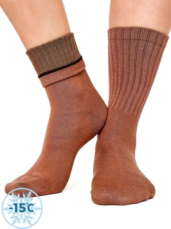 Trendy dámské alpakové ponožky v čokoládové barvě Trendy dámské alpakové ponožky v čokoládové barvě