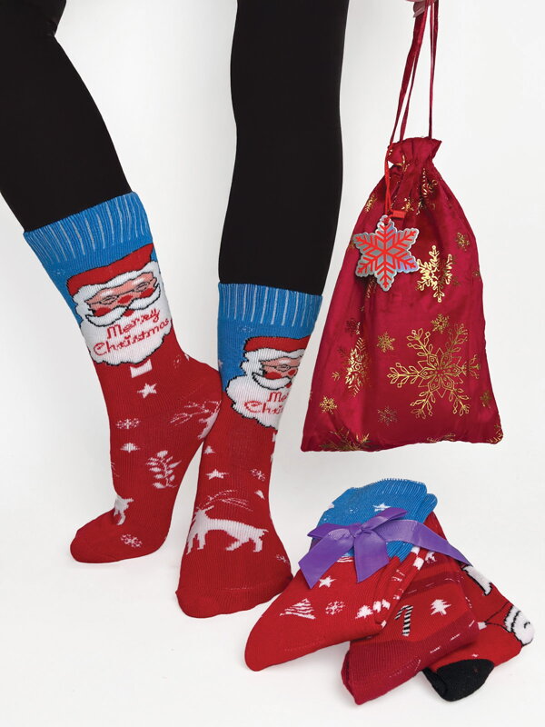 Darčekové balenie vianočných ponožiek 3PACK Darčekové balenie vianočných ponožiek 3PACK