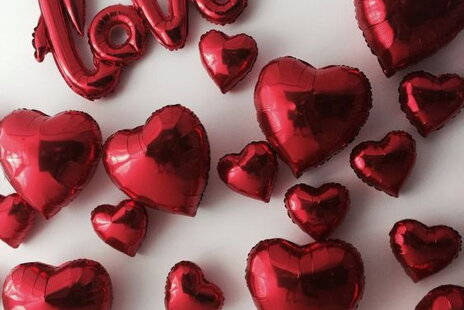  Trendy na Valentýna: Jak být stylová a romantická zároveň